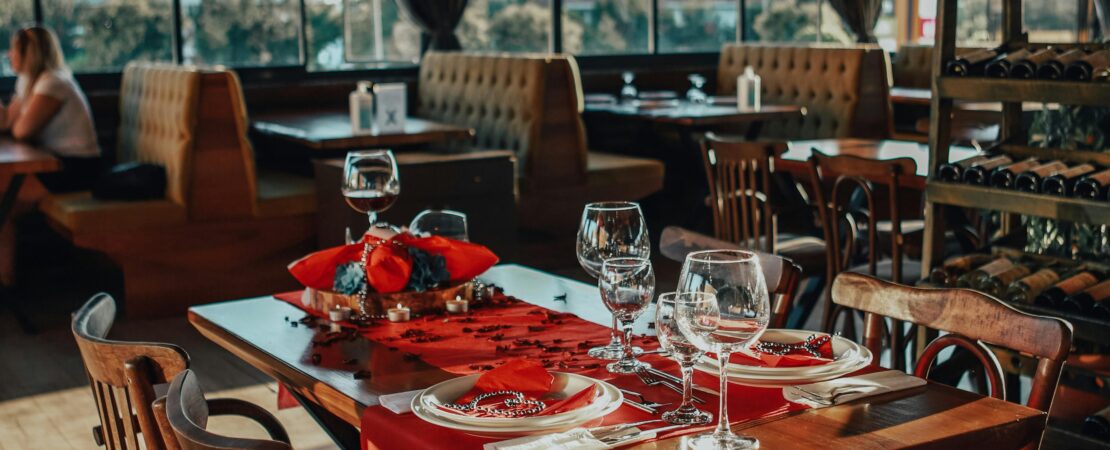 Services East Wall Restaurant Houston